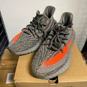 adidas Yeezy Boost 350 V2 Box